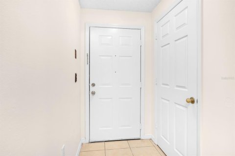 Condo in Orlando, Florida, 2 bedrooms  № 2144695 - photo 4