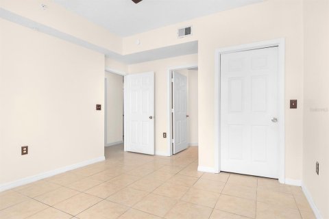 Condo in Orlando, Florida, 2 bedrooms  № 2144695 - photo 21