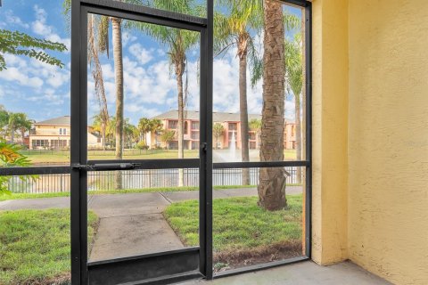 Condo in Orlando, Florida, 2 bedrooms  № 2144695 - photo 22