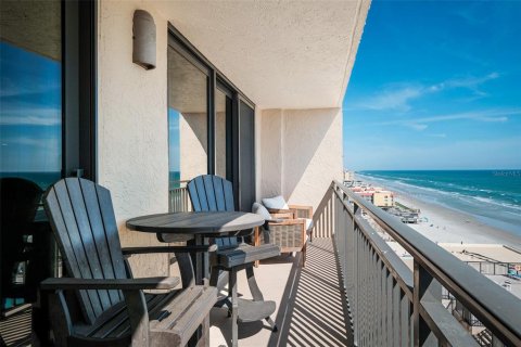 Condo in New Smyrna Beach, Florida, 2 bedrooms  № 1782463 - photo 4