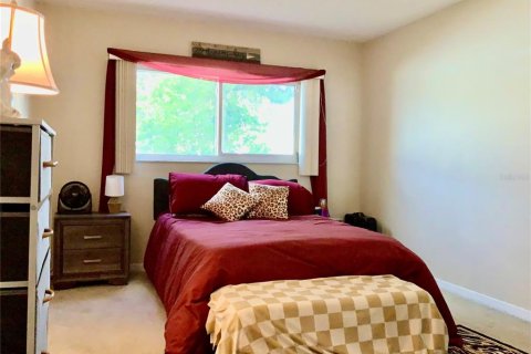 Condo in Sarasota, Florida, 2 bedrooms  № 1853395 - photo 17
