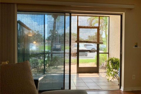 Condo in Sarasota, Florida, 2 bedrooms  № 1853395 - photo 21