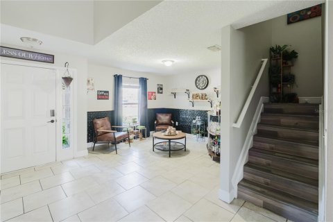 Casa en venta en Kissimmee, Florida, 5 dormitorios, 264.4 m2 № 1857861 - foto 2
