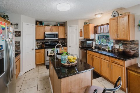 Casa en venta en Kissimmee, Florida, 5 dormitorios, 264.4 m2 № 1857861 - foto 12