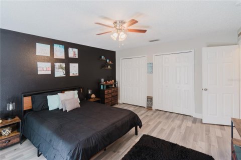 Casa en venta en Kissimmee, Florida, 5 dormitorios, 264.4 m2 № 1857861 - foto 26