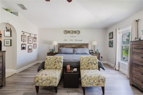 Casa en venta en Kissimmee, Florida, 5 dormitorios, 264.4 m2 № 1857861 - foto 19