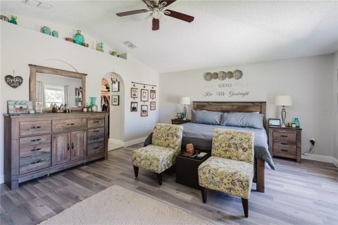 Casa en venta en Kissimmee, Florida, 5 dormitorios, 264.4 m2 № 1857861 - foto 20