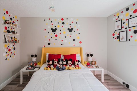 Casa en venta en Kissimmee, Florida, 5 dormitorios, 264.4 m2 № 1857861 - foto 27
