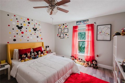 Casa en venta en Kissimmee, Florida, 5 dormitorios, 264.4 m2 № 1857861 - foto 28