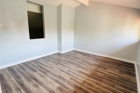 Condo in Orlando, Florida, 2 bedrooms  № 2195335 - photo 24