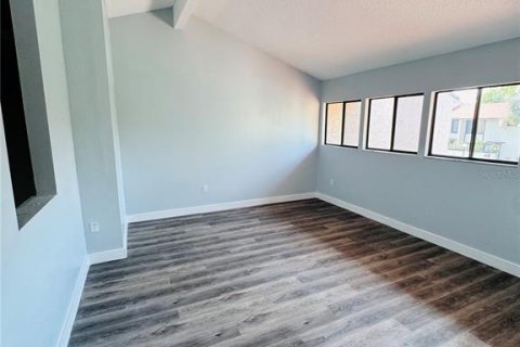 Condo in Orlando, Florida, 2 bedrooms  № 2195335 - photo 26