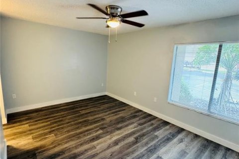 Condo in Orlando, Florida, 2 bedrooms  № 2195335 - photo 19