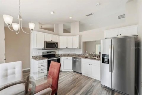 Villa ou maison à louer à Davenport, Floride: 3 chambres, 116.31 m2 № 2091404 - photo 4