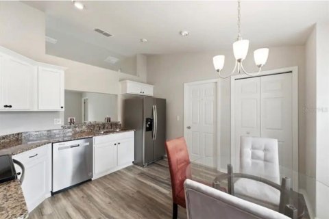 Villa ou maison à louer à Davenport, Floride: 3 chambres, 116.31 m2 № 2091404 - photo 3