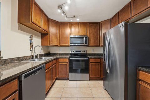 Condo à St. Lucie, Floride, 2 chambres  № 2252682