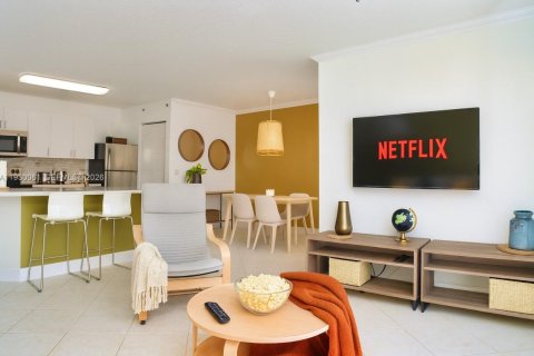 Condominio en alquiler en Aventura, Florida, 1 dormitorio, 69.68 m2 № 2088632 - foto 6