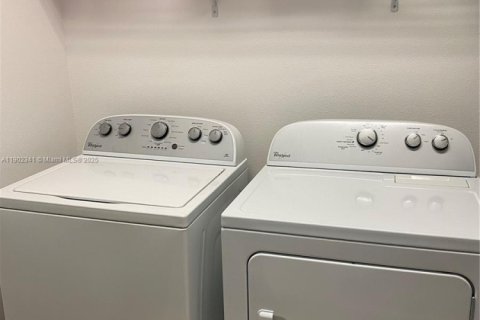 Villa ou maison à louer à Winter Haven, Floride: 4 chambres № 1955495 - photo 26