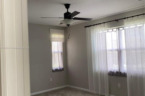 Villa ou maison à louer à Winter Haven, Floride: 4 chambres № 1955495 - photo 29