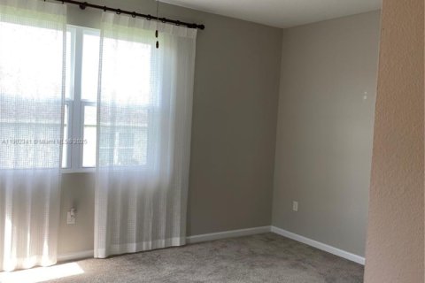 Villa ou maison à louer à Winter Haven, Floride: 4 chambres № 1955495 - photo 11