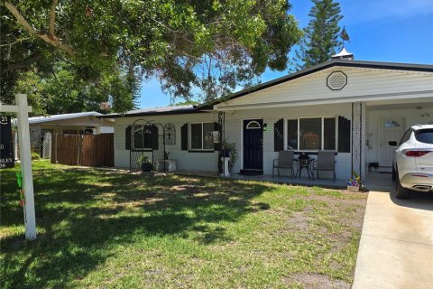 Villa ou maison à vendre à Oldsmar, Floride: 3 chambres, 137.22 m2 № 1718853 - photo 1