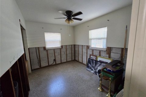 Villa ou maison à vendre à Oldsmar, Floride: 3 chambres, 137.22 m2 № 1718853 - photo 15