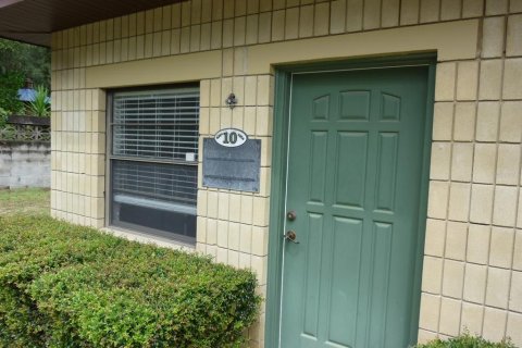 Propiedad comercial en alquiler en Gainesville, Florida, 32.52 m2 № 1540799 - foto 2