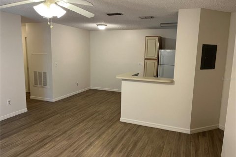 Condominio en alquiler en Lake Mary, Florida, 3 dormitorios, 102.19 m2 № 1791170 - foto 3