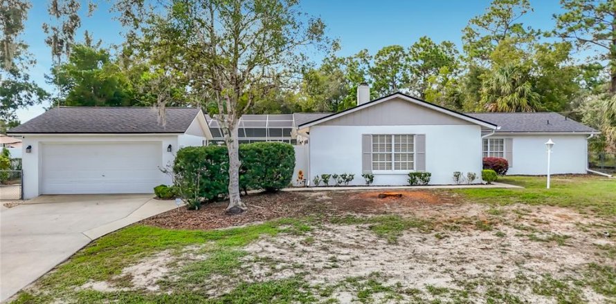 Casa en Spring Hill, Florida 3 dormitorios, 195.09 m2 № 2421671