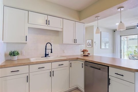 Casa en venta en Spring Hill, Florida, 3 dormitorios, 195.09 m2 № 2421671 - foto 20