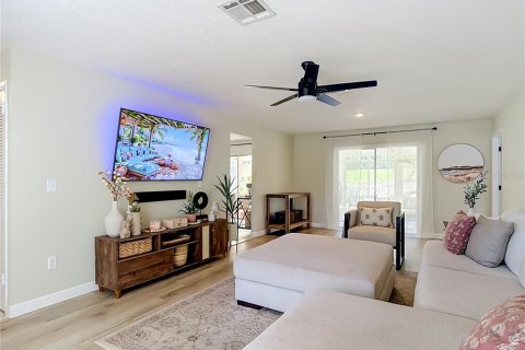 Casa en venta en Spring Hill, Florida, 3 dormitorios, 195.09 m2 № 2421671 - foto 7
