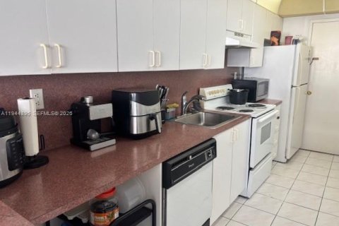 Copropriété à louer à Miami Beach, Floride: 49.24 m2 № 2001194 - photo 5