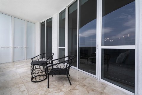 Снять в аренду квартиру в Санни-Айлс-Бич, Флорида 3 спальни, 182.27м2, № 2079503 - фото 26