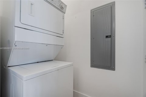 Снять в аренду квартиру в Санни-Айлс-Бич, Флорида 3 спальни, 182.27м2, № 2079503 - фото 29