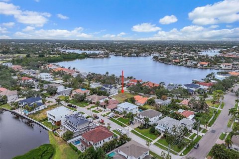 Land in Saint Petersburg, Florida № 1534416 - photo 8