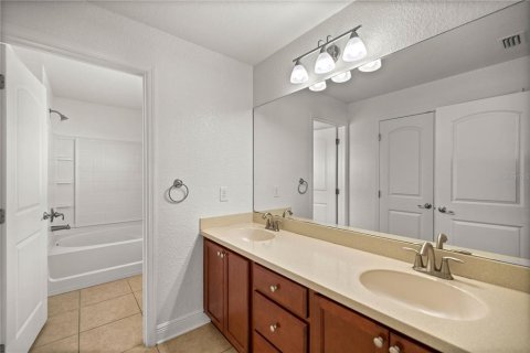 Casa en venta en Ocala, Florida, 4 dormitorios, 252.97 m2 № 1069772 - foto 27