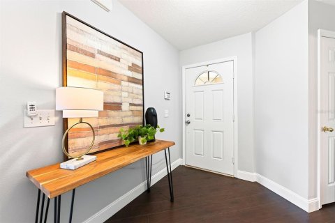 Townhouse in Winter Garden, Florida 3 bedrooms, 148.64 sq.m. № 2287945 - photo 23