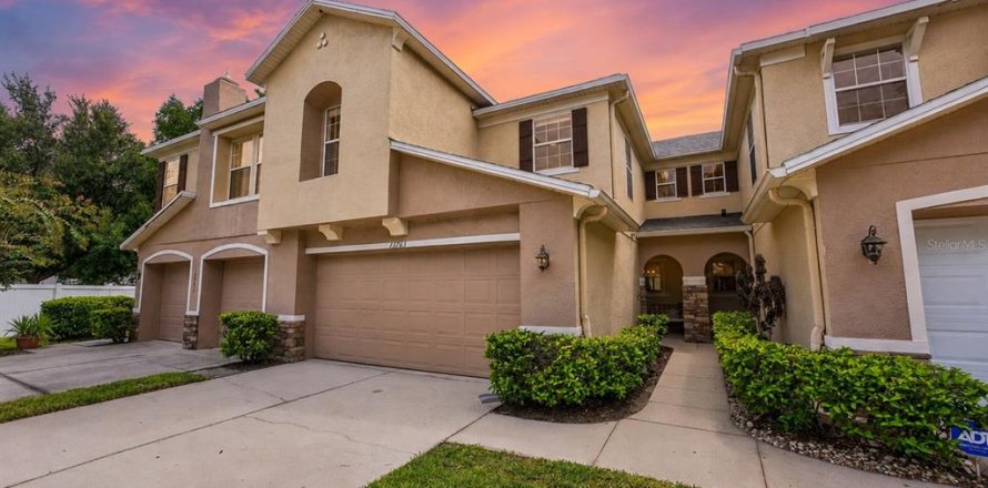Townhouse in Winter Garden, Florida 3 bedrooms, 148.64 sq.m. № 2287945