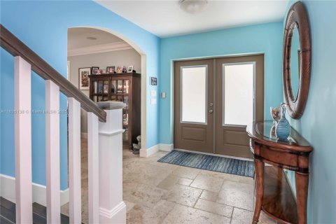 Casa en alquiler en Hollywood, Florida, 5 dormitorios, 328.6 m2 № 1799567 - foto 3