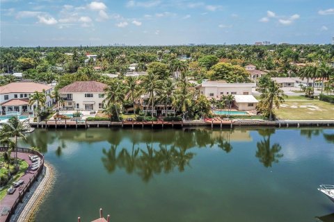 Casa en alquiler en Hollywood, Florida, 5 dormitorios, 328.6 m2 № 1799567 - foto 26