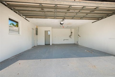 Villa ou maison à louer à Saint Petersburg, Floride: 3 chambres, 156.91 m2 № 2403046 - photo 20