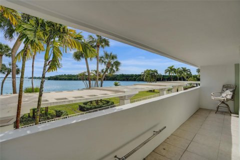 Condo in Sunny Isles Beach, Florida, 1 bedroom  № 1949919 - photo 24