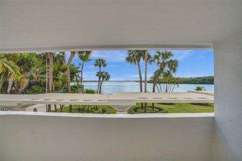 Condo in Sunny Isles Beach, Florida, 1 bedroom  № 1949919 - photo 22