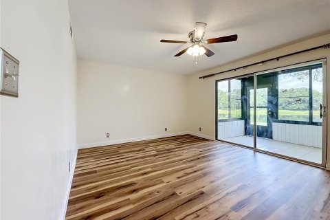 Copropriété à vendre à Ocala, Floride: 2 chambres, 98.48 m2 № 2157737 - photo 12