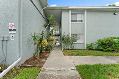 Condo in Saint Petersburg, Florida, 1 bedroom  № 1913187 - photo 25