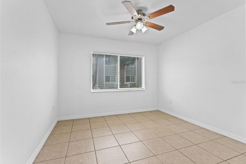 Condo in Saint Petersburg, Florida, 1 bedroom  № 1913187 - photo 22
