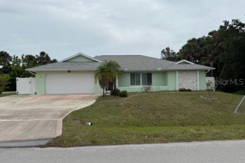 Casa en venta en Port Charlotte, Florida, 3 dormitorios, 181.81 m2 № 1771736 - foto 3