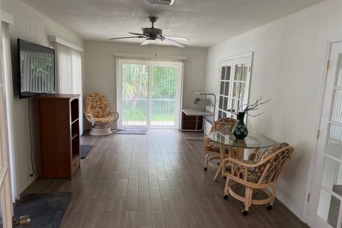 Casa en venta en Port Charlotte, Florida, 3 dormitorios, 181.81 m2 № 1771736 - foto 15