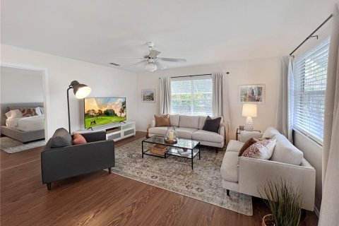 Villa ou maison à louer à The Villages, Floride: 1 chambre, 74.23 m2 № 1569638 - photo 2