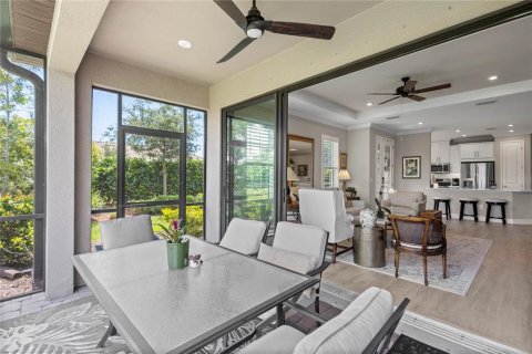 Villa ou maison à vendre à Sarasota, Floride: 2 chambres, 142.14 m2 № 2143066 - photo 12