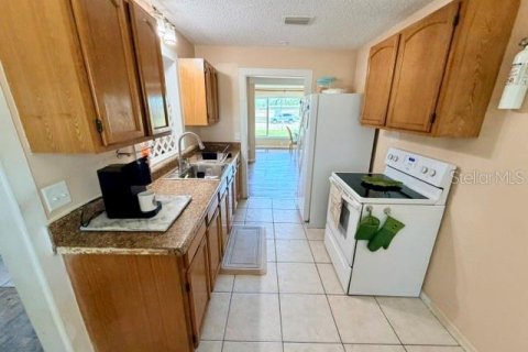 House in Bradenton, Florida 3 bedrooms, 134.52 sq.m. № 2259413 - photo 24